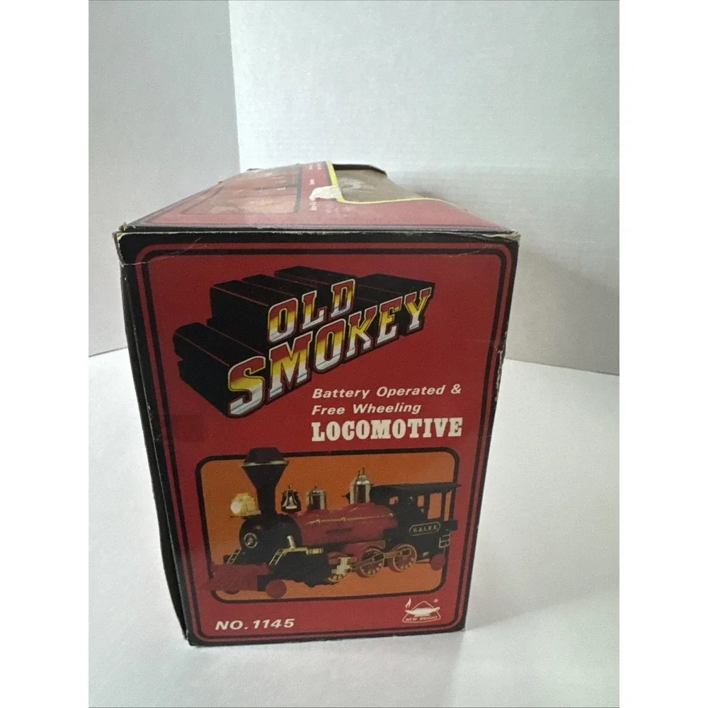 Vintage Old Smokey Battery Operated & Free Wheeling Locomotive In Orig Box Train